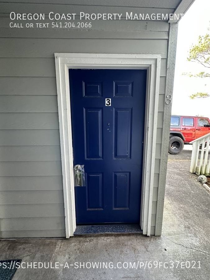 Apartment for rent at 3940 Evergreen Ave #3, Depoe Bay, OR 97341