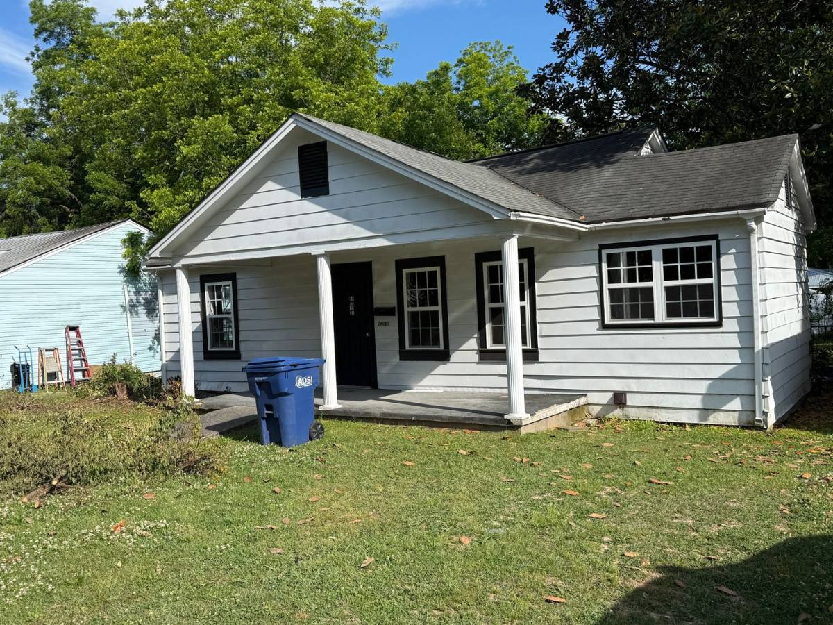 House for rent at 2000 3rd Ave S, Pell City, AL 35125