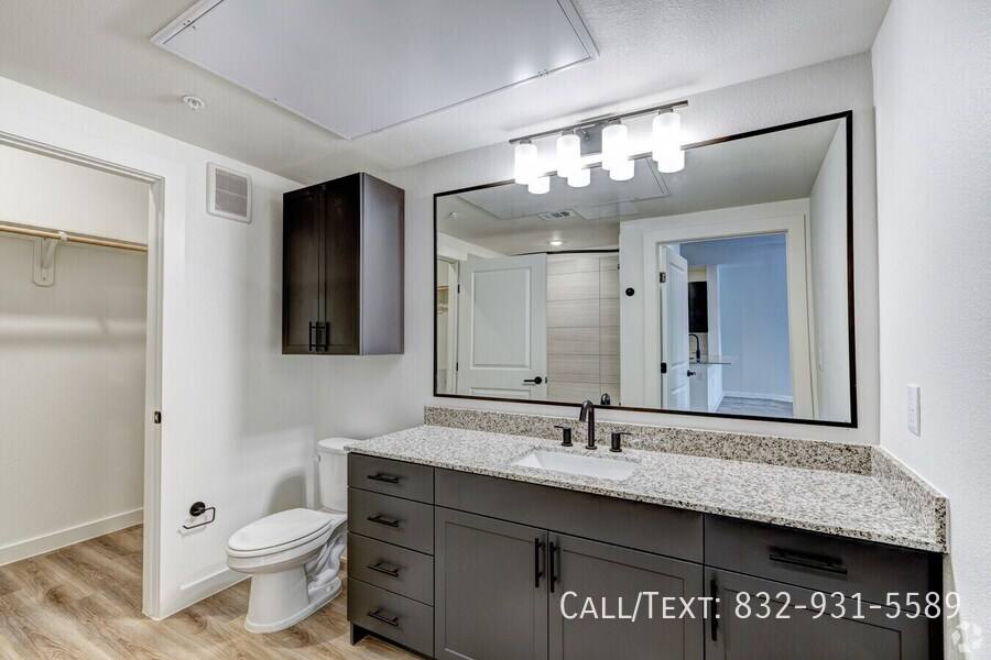 Apartment for rent at 1284 Pin Oak Rd #TYAA1, Katy, TX 77494
