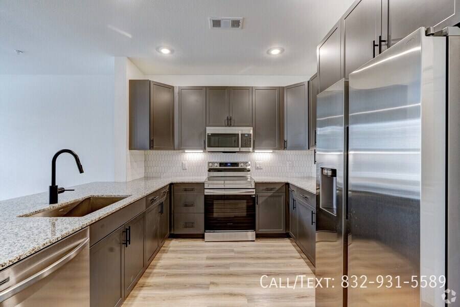Apartment for rent at 1284 Pin Oak Rd #TYAA1, Katy, TX 77494