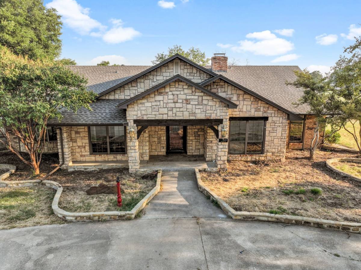House for rent at 10492 Strittmatter Rd, Pilot Point, TX 76258