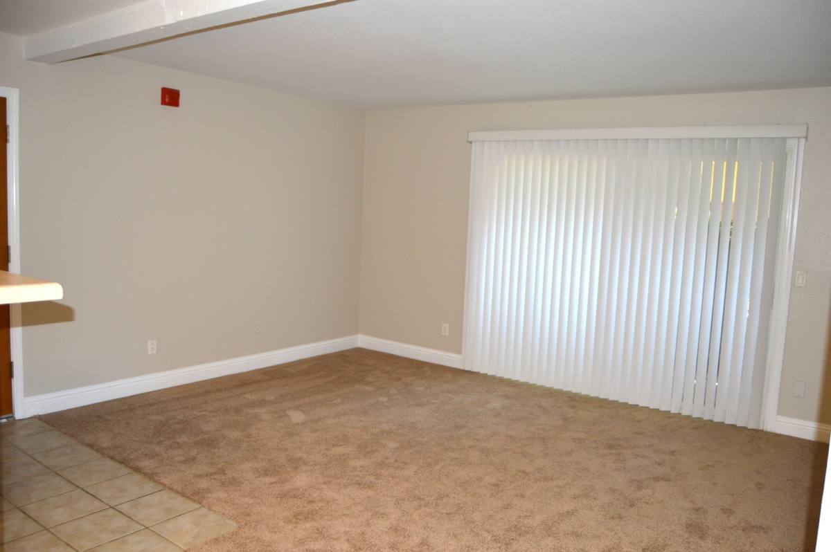Condo for rent at 2909 Huntington Blvd, Fresno, CA 93721