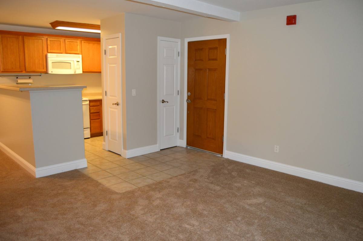 Condo for rent at 2909 Huntington Blvd, Fresno, CA 93721
