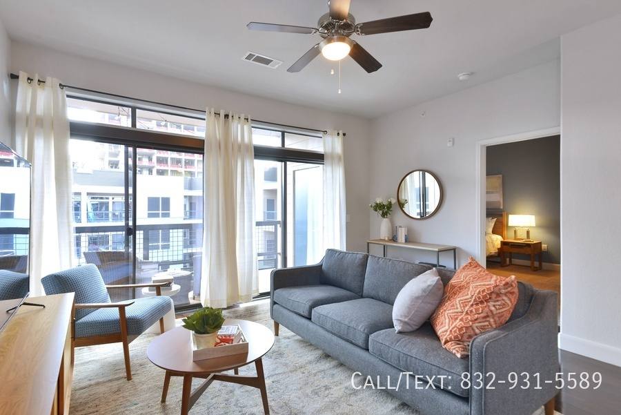 Apartment for rent at 4999 Post Oak Timber Dr #IUPO, Houston, TX 77056