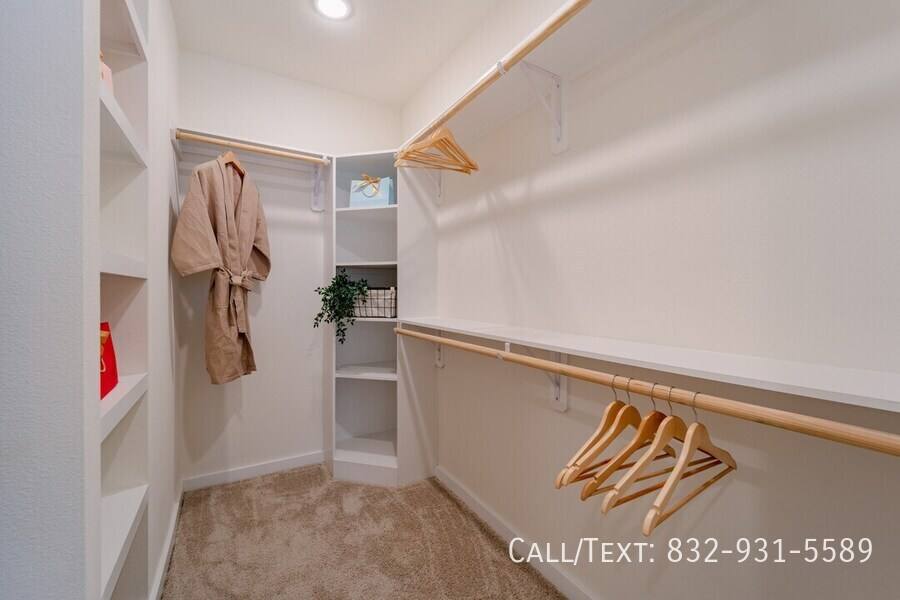 Apartment for rent at 501 W 24th St #COH, Houston, TX 77008