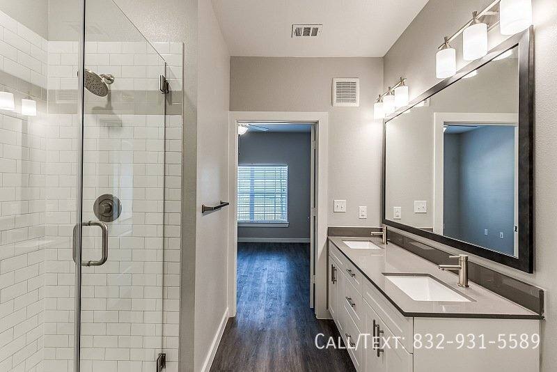 Apartment for rent at 1366 Dulles Ave #SBKE2, Stafford, TX 77477