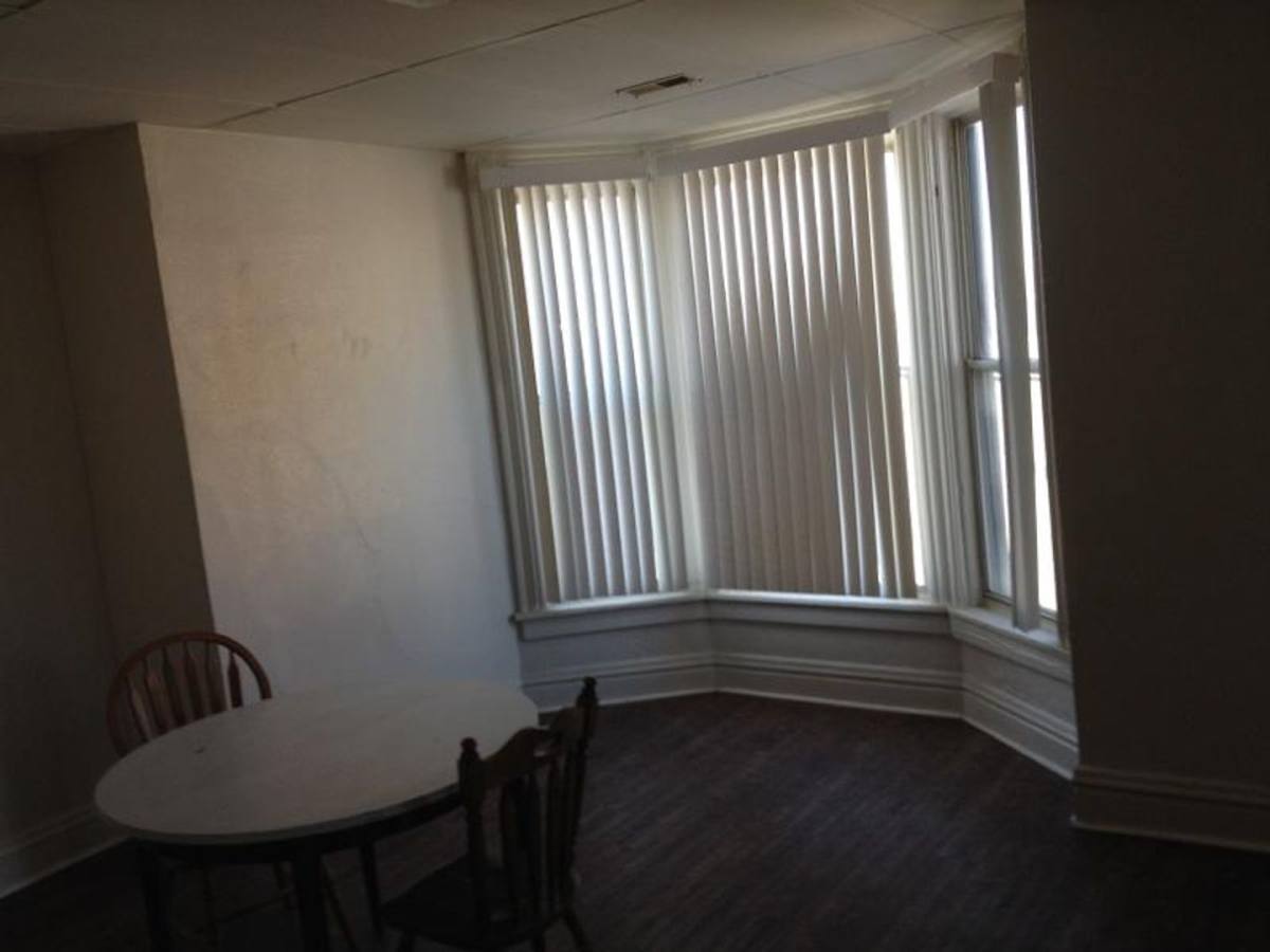 Apartment for rent at 432 W 3rd St, Davenport, IA 52801