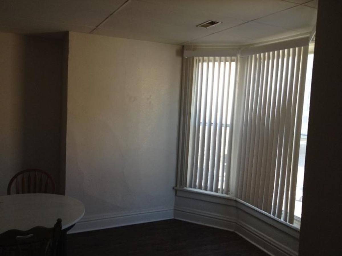 Apartment for rent at 432 W 3rd St, Davenport, IA 52801