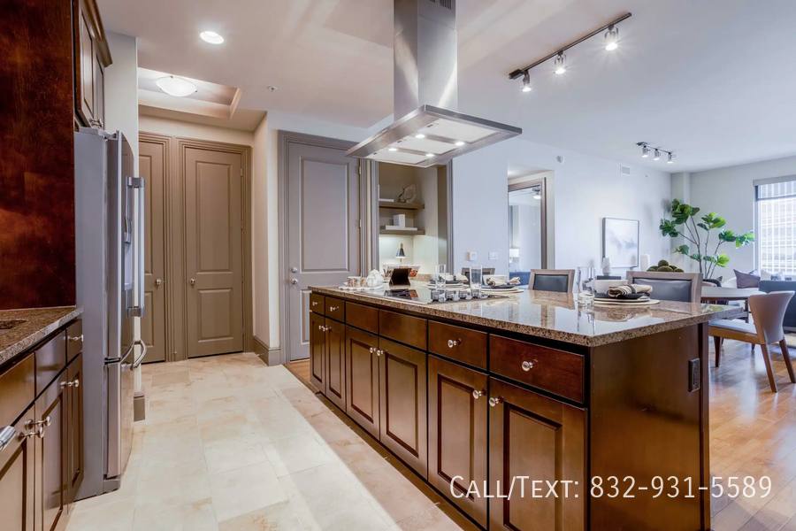 Apartment for rent at 5665 San Felipe St #7RW, Houston, TX 77056