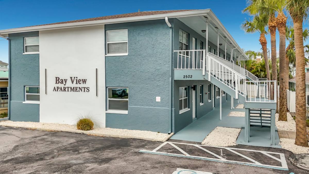 Apartment for rent at 2502 Bay Blvd #6, Indian Rocks Beach, FL 33785