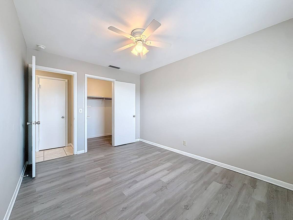 Apartment for rent at 2502 Bay Blvd #6, Indian Rocks Beach, FL 33785