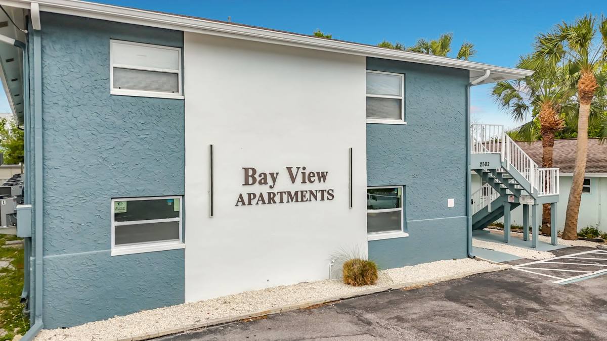 Apartment for rent at 2502 Bay Blvd #6, Indian Rocks Beach, FL 33785