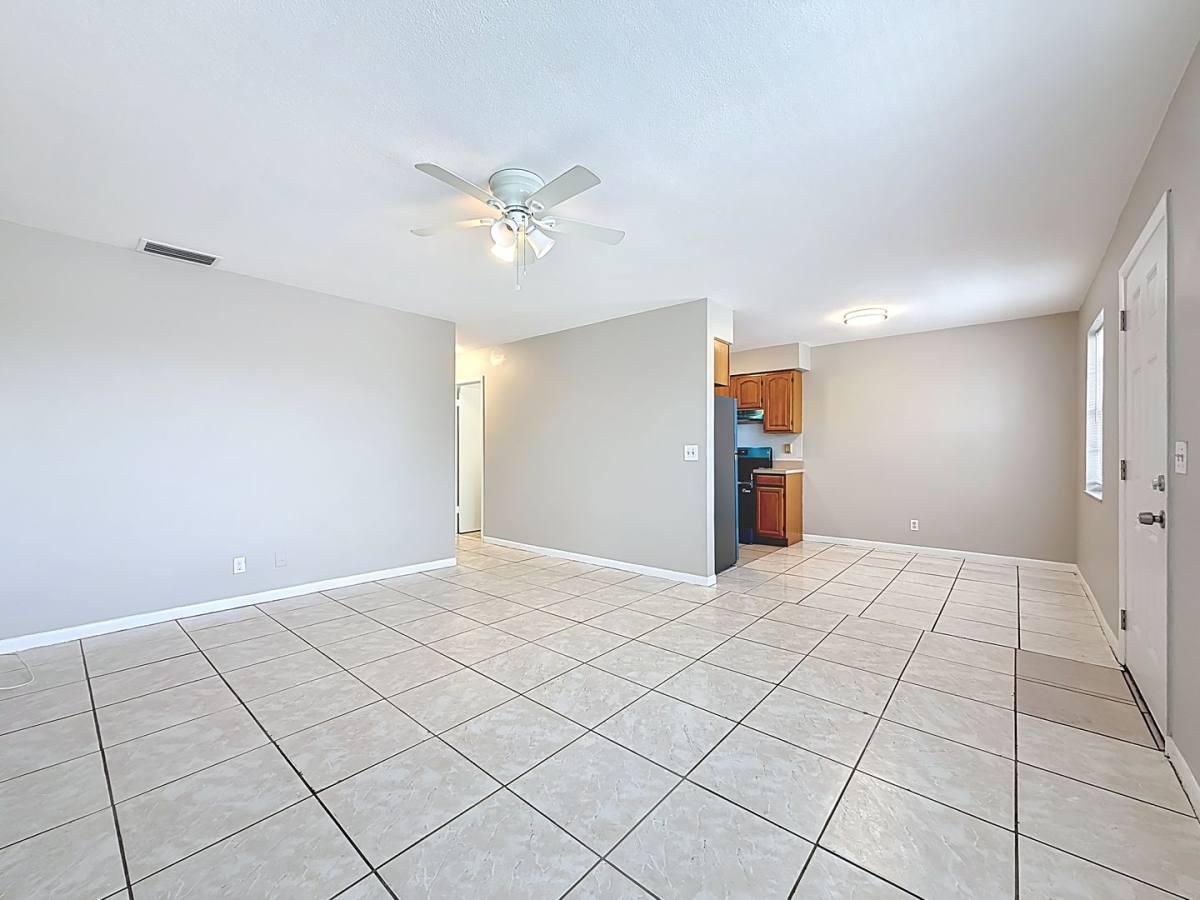 Apartment for rent at 2502 Bay Blvd #6, Indian Rocks Beach, FL 33785