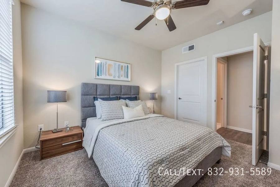 Apartment for rent at 738 Durham Dr #HW11, Houston, TX 77008