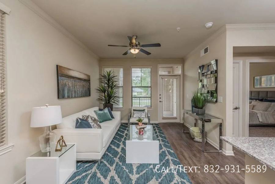 Apartment for rent at 738 Durham Dr #HW11, Houston, TX 77008