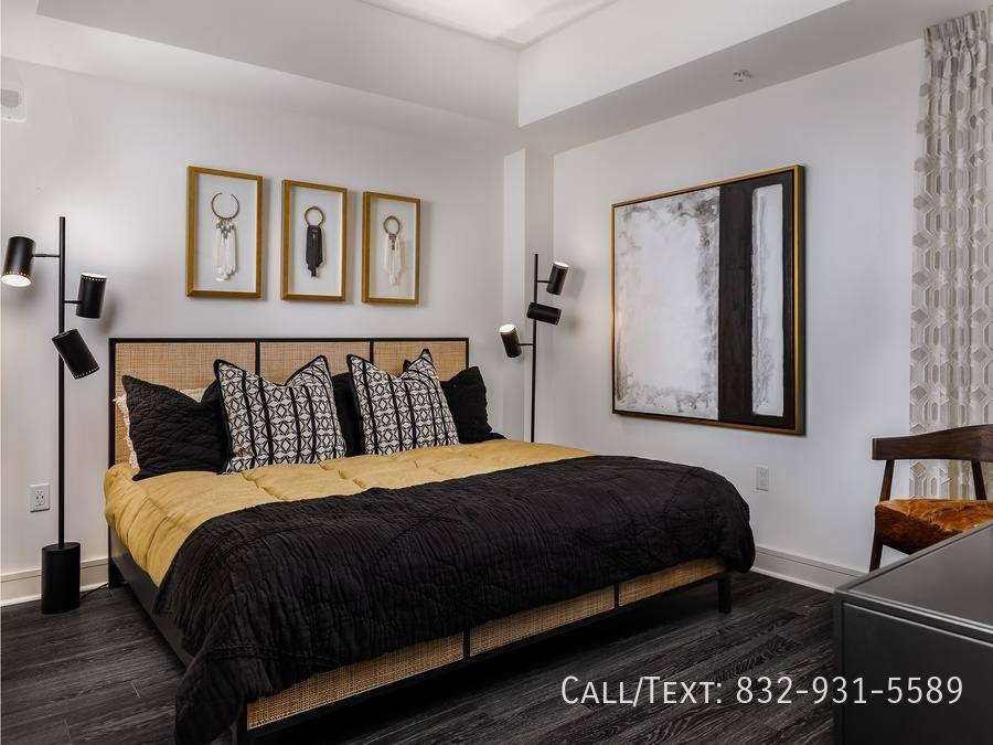 Apartment for rent at 2797 S Shepherd Dr #HRO1, Houston, TX 77098