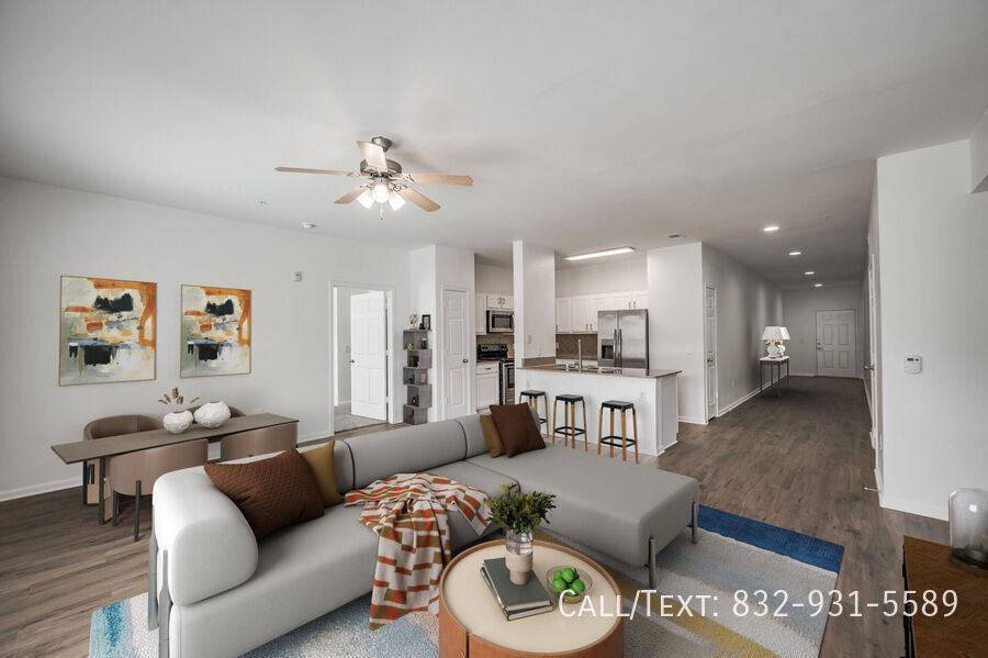 Apartment for rent at 99 N Delano St #CSF1, Houston, TX 77003