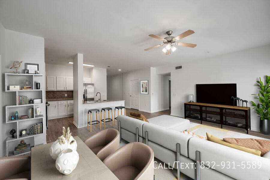 Apartment for rent at 99 N Delano St #CSF1, Houston, TX 77003