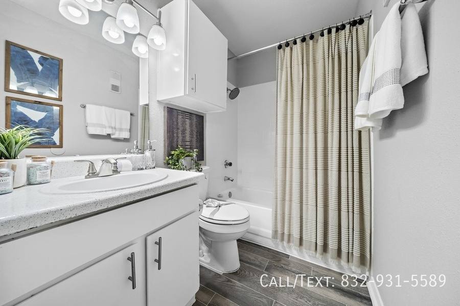 Apartment for rent at 16799 Kleinwood Dr #EAC, Spring, TX 77379