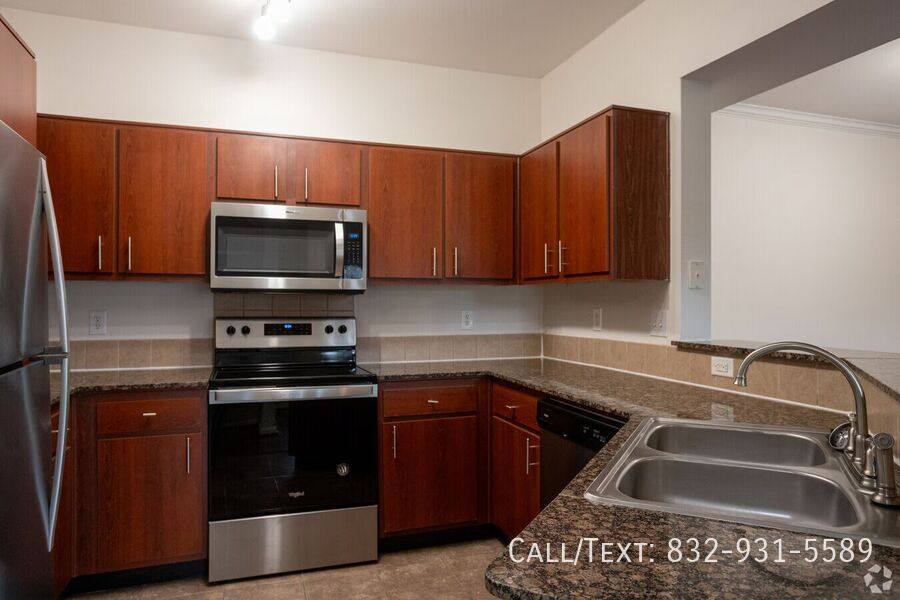 Apartment for rent at 17972 Park Row Blvd #TABCS3, Houston, TX 77084
