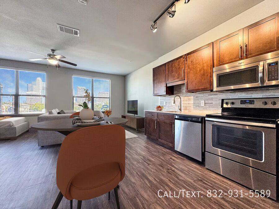 Apartment for rent at 699 Webster St #PATM1, Houston, TX 77002