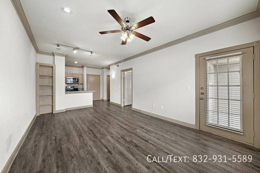 Apartment for rent at 8882 Westheimer Rd #RAEE1, Houston, TX 77063