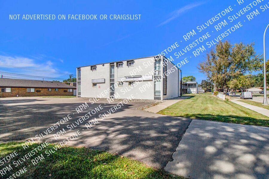 Apartment for rent at 3415 Fairmont Rd #4, Royal Oak, MI 48073