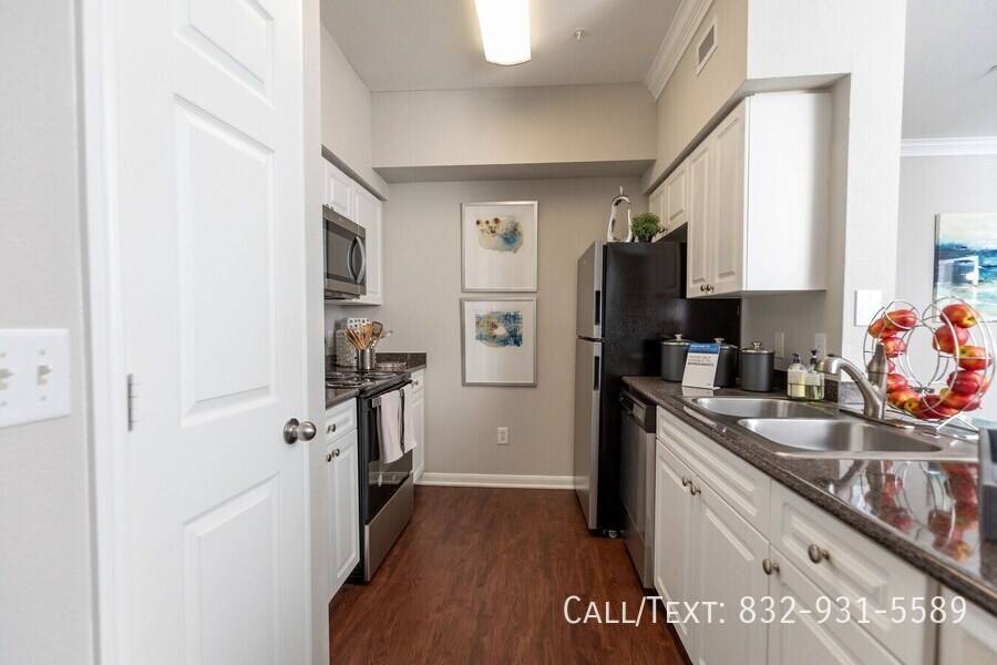 Apartment for rent at 2800 Wilcrest Dr #PAW, Houston, TX 77042