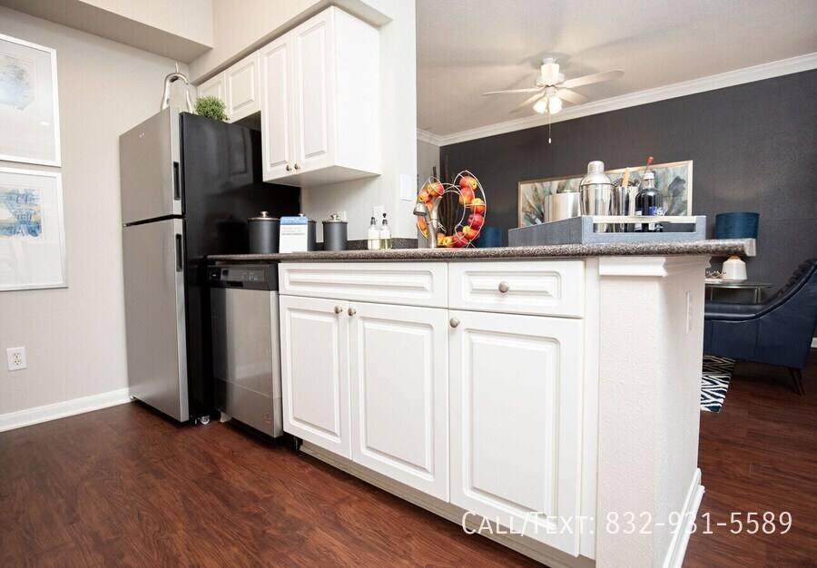 Apartment for rent at 2800 Wilcrest Dr #PAW, Houston, TX 77042