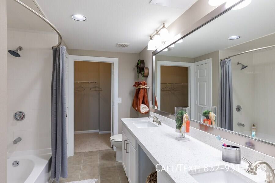 Apartment for rent at 2235 Timberloch Place #BTC1, Spring, TX 77380
