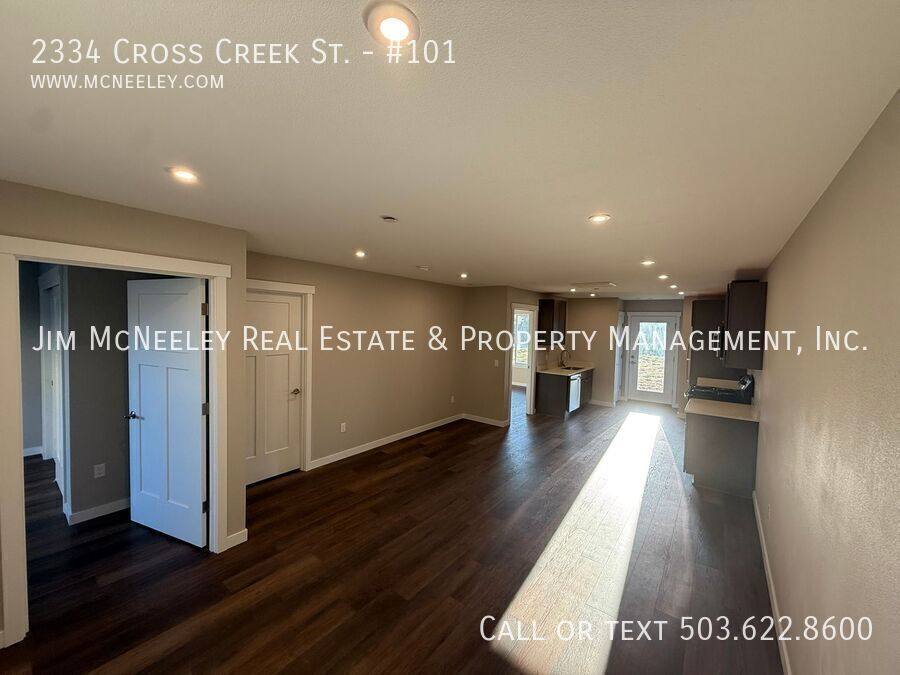 Apartment for rent at 2334 Cross Creek St, Seaside, OR 97138