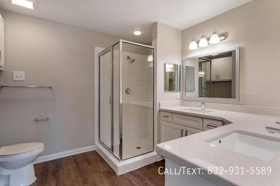 Apartment for rent at 2707 Dunvale Rd #TPPT7, Houston, TX 77063