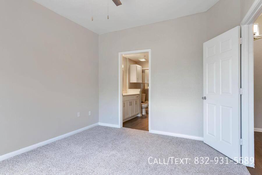 Apartment for rent at 2707 Dunvale Rd #TPPT7, Houston, TX 77063