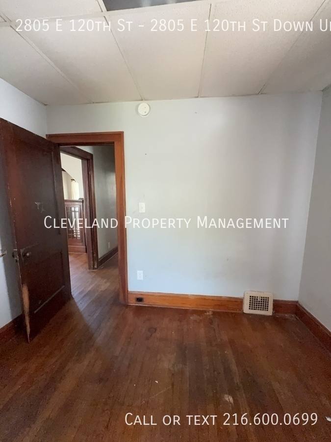 Apartment for rent at 2805 E 120th St Down, Cleveland, OH 44120