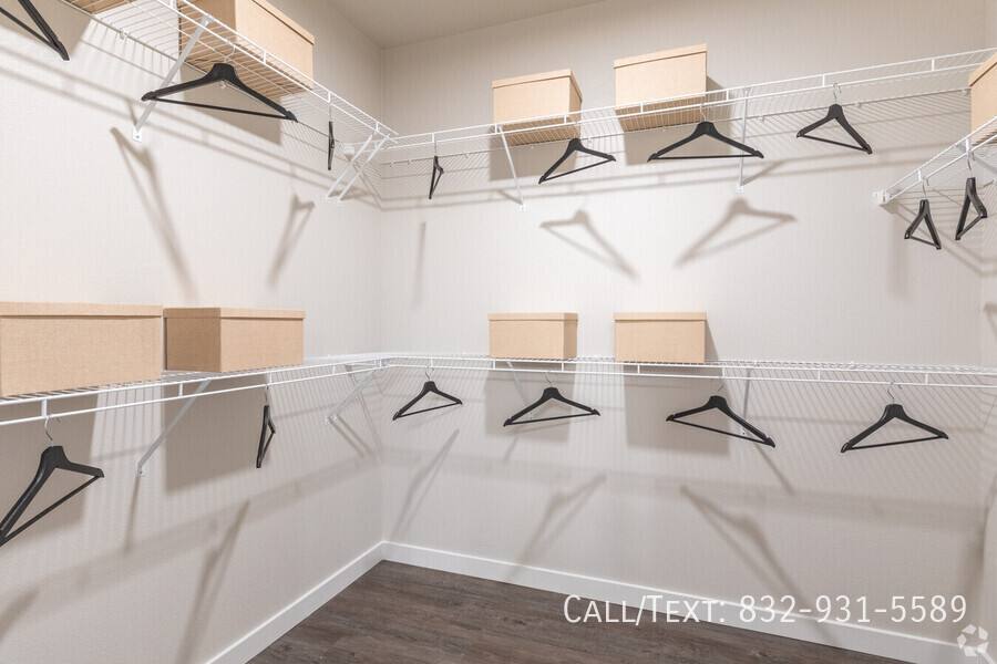 Apartment for rent at 1000 Antoine Dr #BM1, Houston, TX 77055
