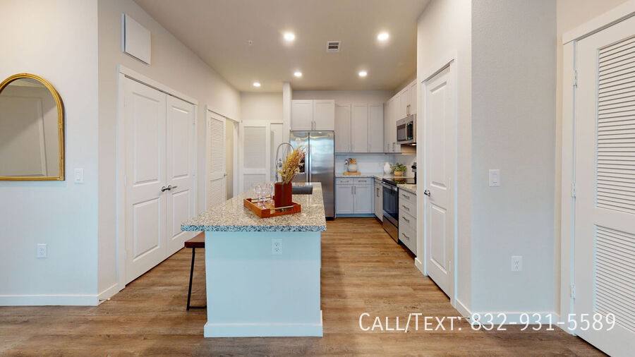 Apartment for rent at 1000 Antoine Dr #BM1, Houston, TX 77055