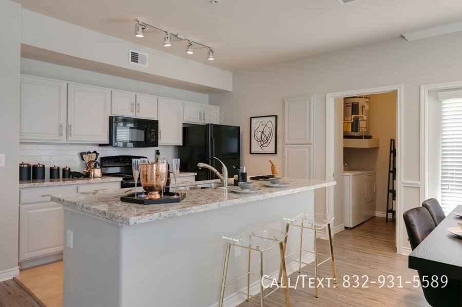 Apartment for rent at 9899 Bent Oak Dr #KNC, Houston, TX 77040