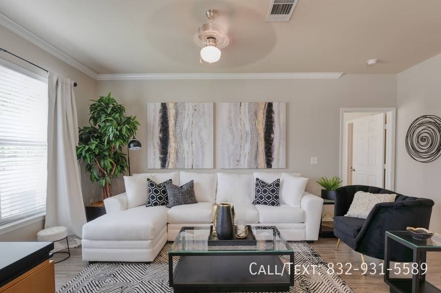 Apartment for rent at 9899 Bent Oak Dr #KNC, Houston, TX 77040