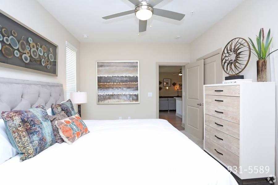 Apartment for rent at 15110 N Castlegory Rd #NNFT, Houston, TX 77049