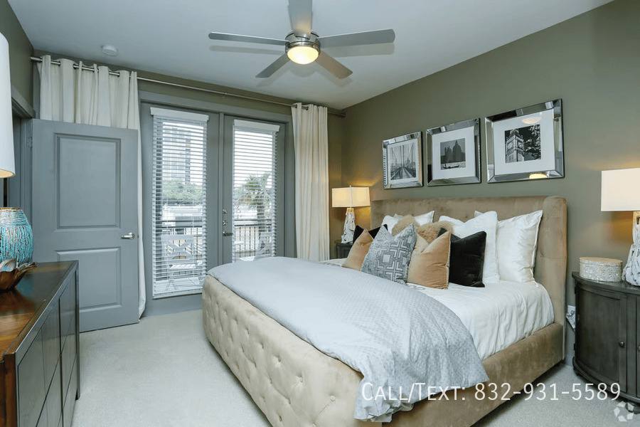 Apartment for rent at 5700 Green Tree Rd #AAT2, Houston, TX 77056