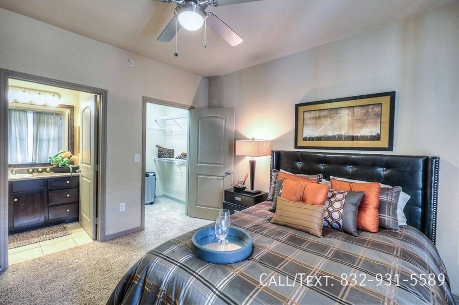 Apartment for rent at 19000 Crescent Springs Dr #DAK1, Kingwood, TX 77339