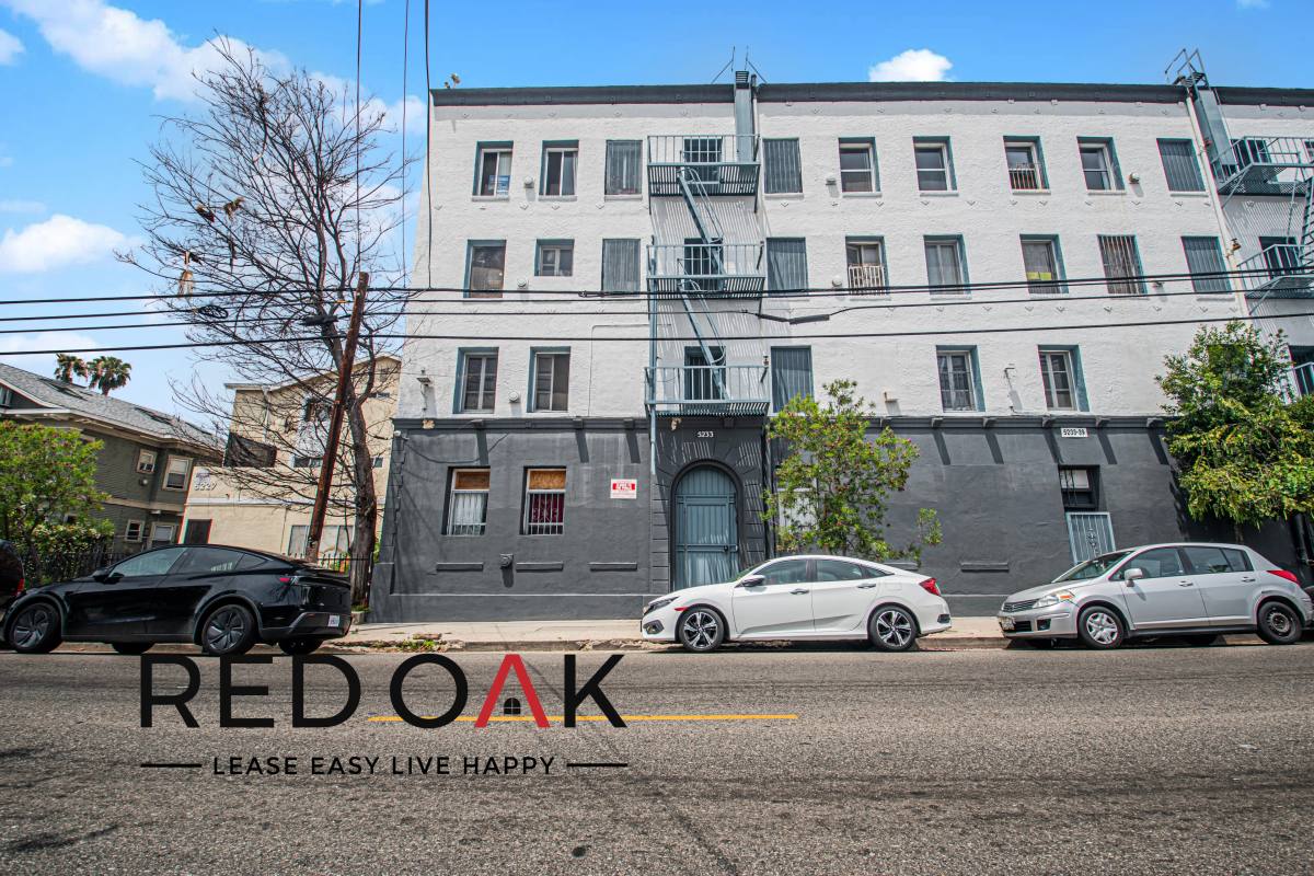 Apartment for rent at 5233 Monte Vista #306, Los Angeles, CA 90042
