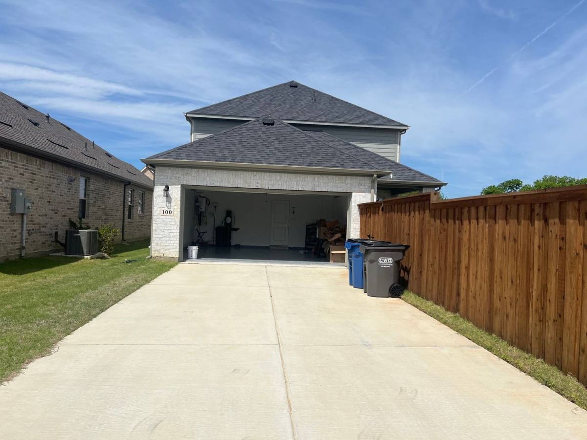 House for rent at 100 Barn Swallow Dr, Celina, TX 75009