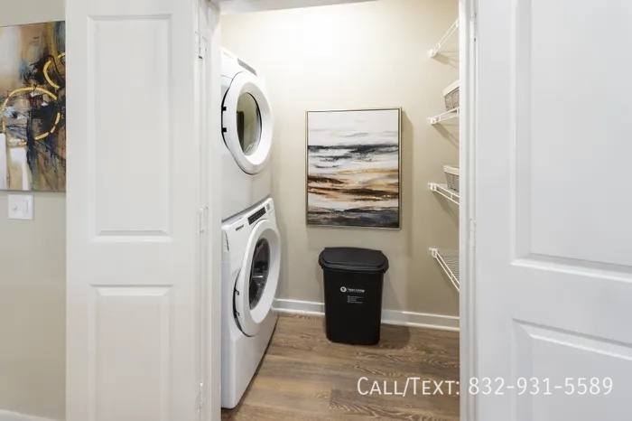 Apartment for rent at 1099 W Riley Rd #IYL, Houston, TX 77047