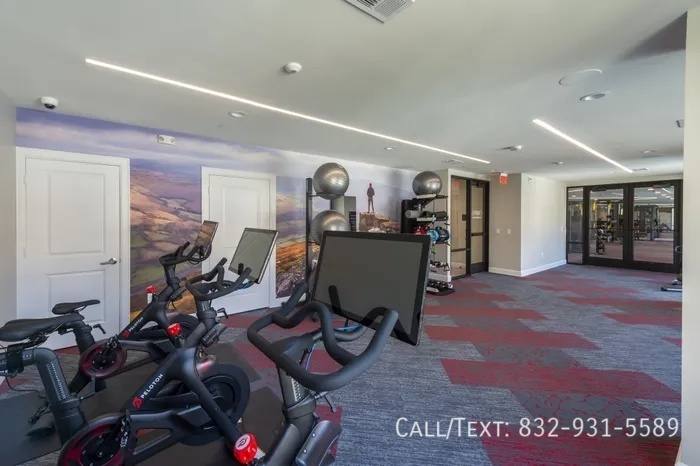 Apartment for rent at 1099 W Riley Rd #IYL, Houston, TX 77047