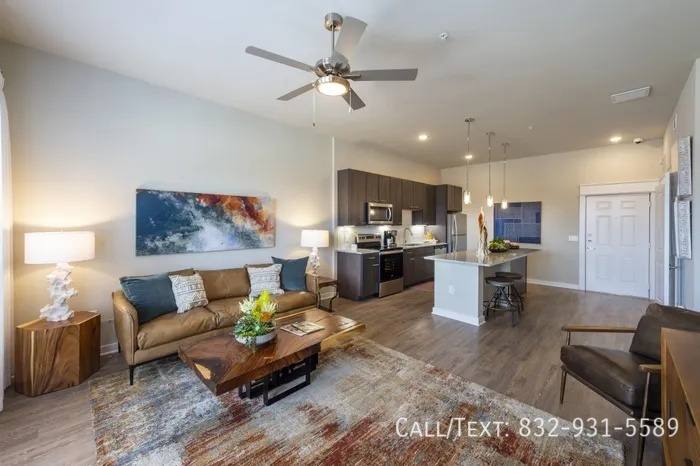 Apartment for rent at 1099 W Riley Rd #IYL, Houston, TX 77047