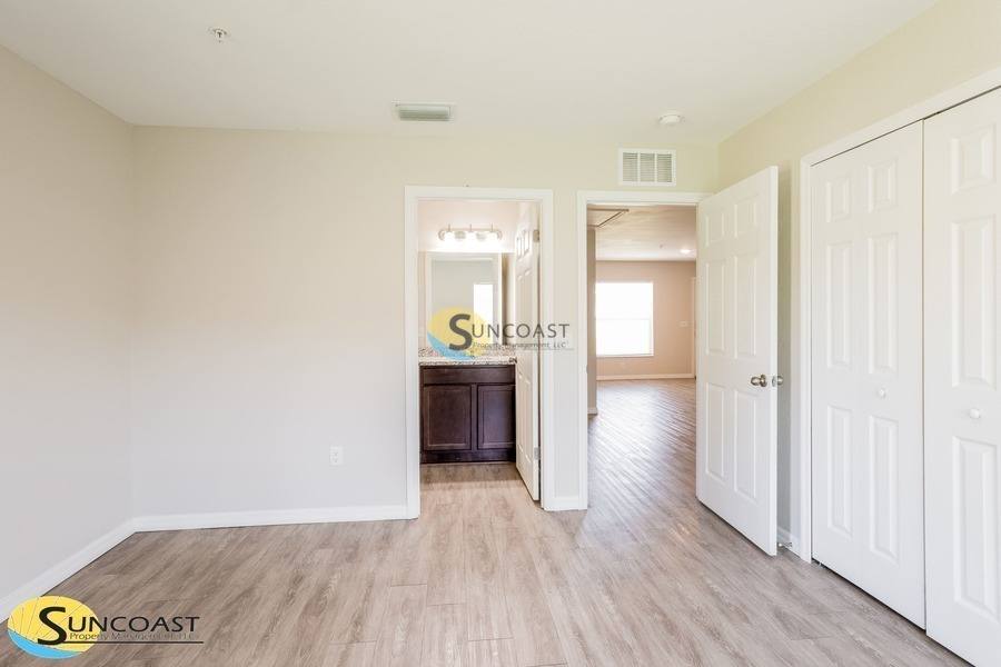 Apartment for rent at 9262 N Travis Dr, Dunnellon, FL 34434