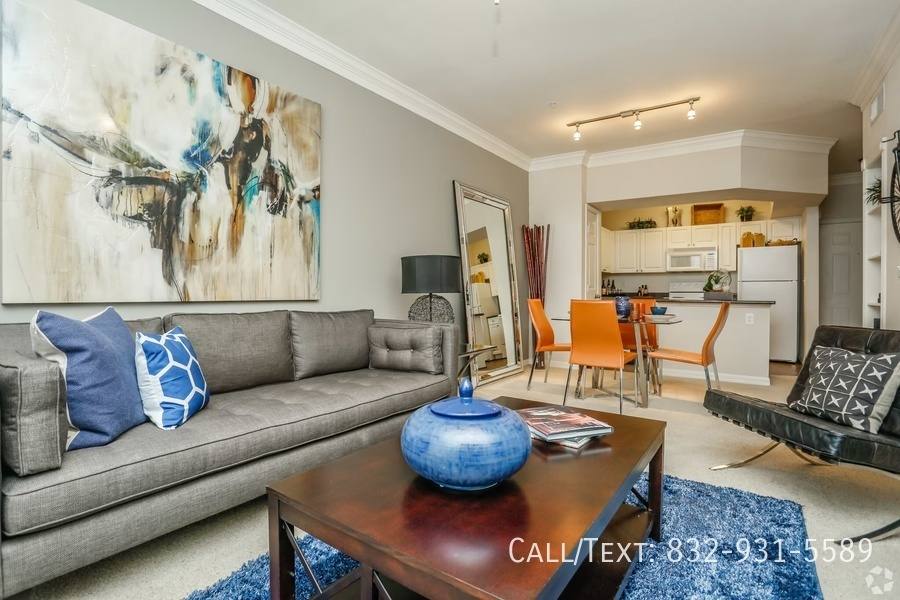 Apartment for rent at 999 White St #EAMH, Houston, TX 77007