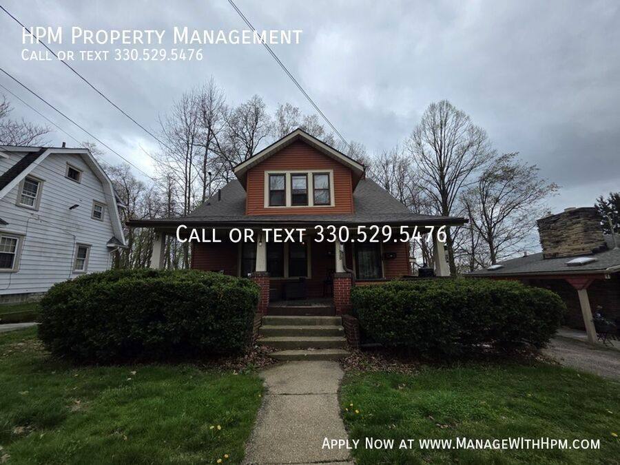 Apartment for rent at 1820 Malasia Rd #2, Akron, OH 44305