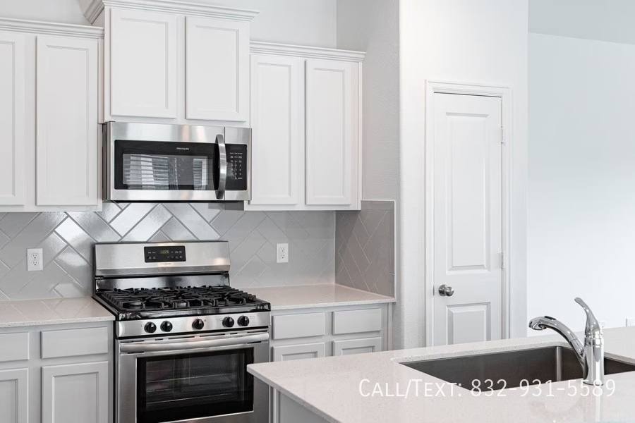 Apartment for rent at 11375 Sandstone Canyon Dr #EATL, Humble, TX 77396